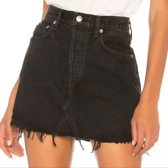 Agolde Dresses & Skirts - Agolde Quinn High Rise Raw Hem Washed Black Size 28 Denim Mini Skirt